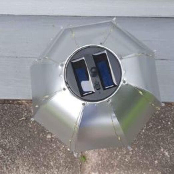 Lawn Garden Yard Art Stake Umbrella Cascading Lights Solar Powered Whimsical Fun - Picture 4 of 6